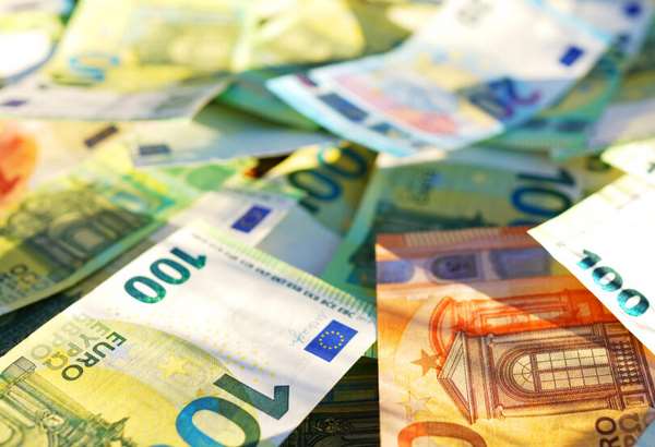 platy na slovensku rastli pomalsie realne si pohorsili zamestnanci v styroch odvetviach