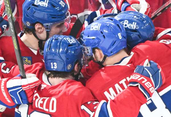 slafkovsky pomaha timu aj na trestnej lavici pri jeho vyluceni strelil montreal vitazny gol video