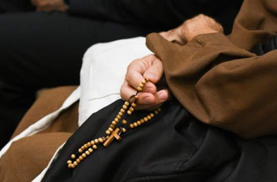 krestania oslavuju velkonocnu nedelu pripominaju si zmrtvychvstanie jezisa krista