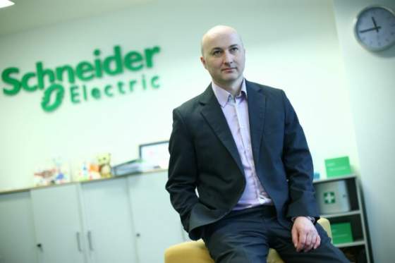 spolocnost schneider electric na slovensku a v ceskej republike povedie darko lopotar