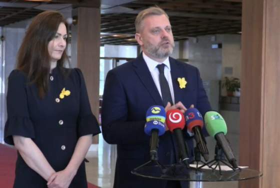 sas spochybnuje nakup hasicskych aut upozornuje na podozrive faktury