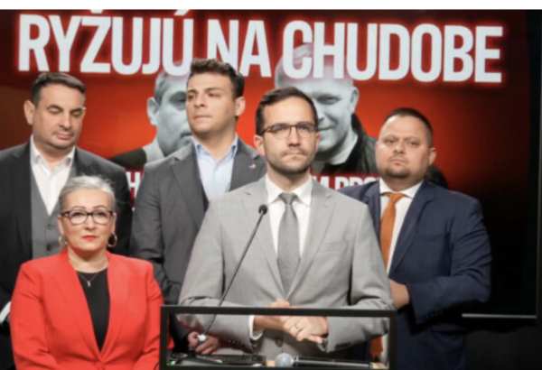 Ficovi ľudia ryžujú na chudobe, európske peniaze na pomoc Rómom sa podľa matovičovcov zneužívajú