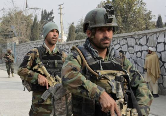 mestom na vychode afganistanu otriasol mohutny bombovy utok zahynulo najmenej 21 ludi