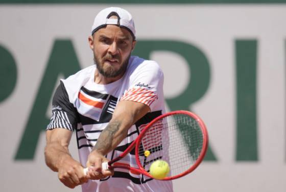 Martin sa rozlúčil v prvom kole s Roland Garros, Opelkovi nevzdoroval ani dve hodiny