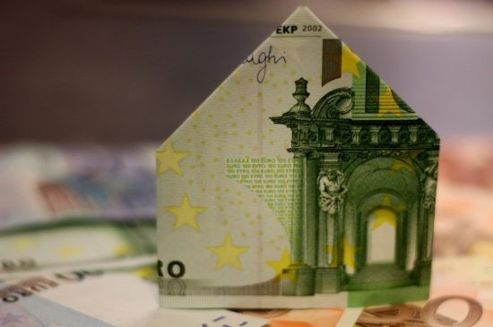 Slováci si pri kúpe nehnuteľnosti siahnu hlbšie do vrecka, za meter štvorcový zaplatia o 260 eur viac ako pred pandémiou