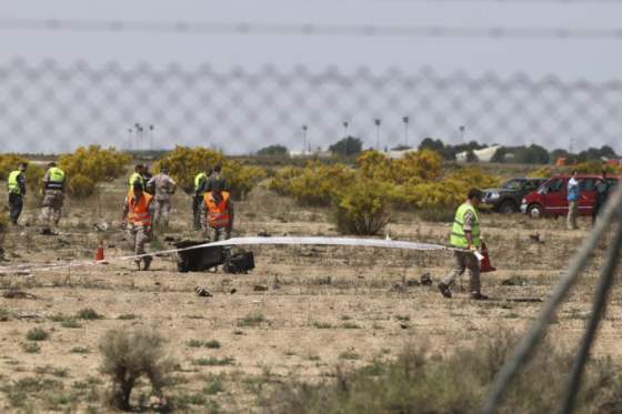 Na leteckej základni v španielskej Zaragoze sa zrútila stíhačka, pilotovi sa podarilo katapultovať