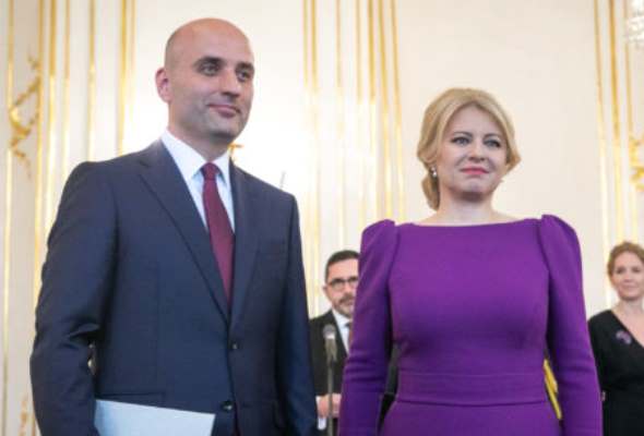 Slovensko patrí k najhoršej štvrtine krajín v EÚ, s verejnými financiami môže mať podľa Horvátha veľký problém
