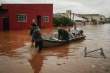 juh brazilie zasiahli najhorsie zaplavy za viac ako 80 rokov o zivot prislo najmenej 39 ludi video foto