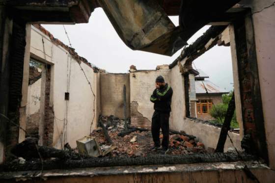 pakistanska palba zasiahla civilistov aj vojakov v indii po ostrelovani zahynulo 14 ludi