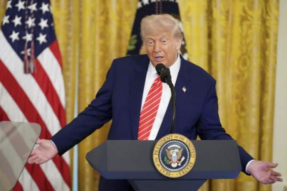 americky prezident sa chce stretnut s fantastickou ursulou von der leyenovou