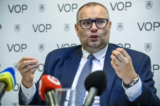 zakon o mimovladkach sa nepozdava ani ombudsmanovi podava navrh na jeho preskumanie ustavnym sudom