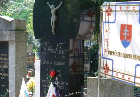 slovensky stat vnima pozitivne tretina mladych historici varuju pred idealizaciou