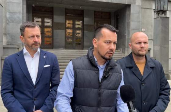 latakovi obvinenie nedorucili policia je pod vedenim sutaja estoka zneuzivana na politicky boj tvrdi seliga video