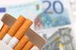 plany na dvojnasobne dane z cigariet znova ozivaju priblizi sa aj slovensko k cene 12 ci 13 eur za krabicku