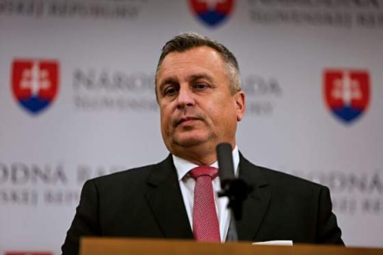 pomohli sme ale zadarmo to byt nema danko ziada aby sme si od ukrajiny vypytali aspon nerasty
