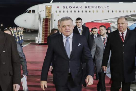 fico odcestoval na oficialnu navstevu armenska stretne sa s prezidentom aj svojim armenskym naprotivkom