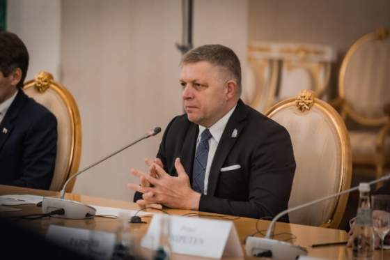 mimovladky varuju pred nebezpecnou zmenou ustavy v hre je smerovanie slovenska aj nase zakladne prava