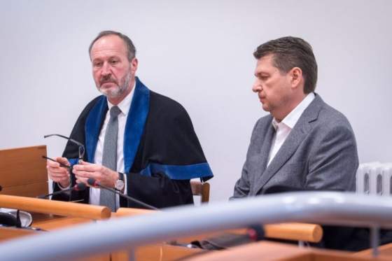 znalcov v kauze bonaparte nevypoculi sud pojednavanie zrusil