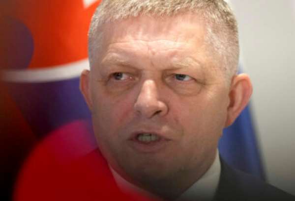premier fico telefonoval so sefom who jeho poziadavke nevyhovel