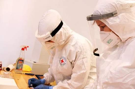 Na Slovensku potvrdili výskyt delta variantu koronavírusu, muž pricestoval zo zahraničia 