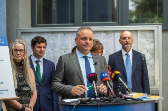 zastupcovia samospravy bratislavskeho kraja ukazali odpocet svojich cielov podarilo sa im ich splnit desiatky