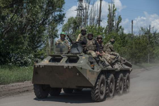 rusko aj ukrajina maju velke straty najintenzivnejsie boje su v troch oblastiach