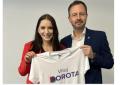 nvotova sa pridava k strane demokrati nevie klamat je preto podla hegera spravnou posilou video