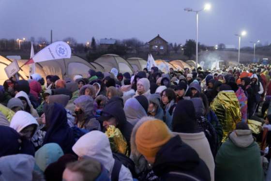 pocet vysidlenych ludi sa zvysil na rekordnu uroven najvacsia kriza pretrvava v syrii