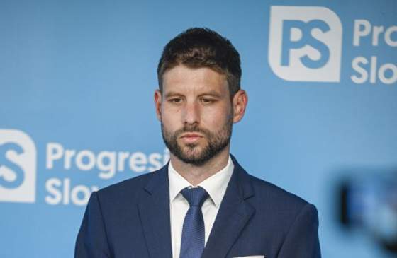 odvolavanie clenov vlady moze byt na aktualnej schodzi parlamentu progresivci zvazuju podanie na ustavny sud