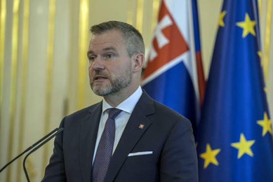 pellegrini zablahozelal novemu polskemu prezidentovi nawrockemu pozval ho na oficialnu navstevu slovenska