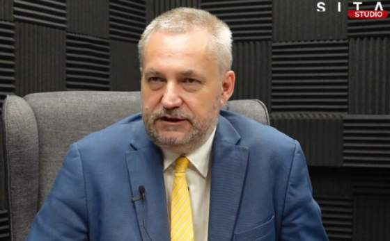 oznacit predstavitela misie europskeho parlamentu za najomneho vraha nepatri do demokratickej spolocnosti tvrdi dostal