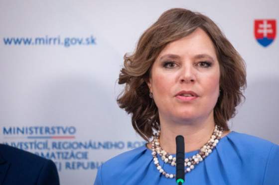 kalinak opat zarezal konanie vyboru a beztrestne si uzije dalsiu letnu sezonu v nepriznanej vile hovori remisova