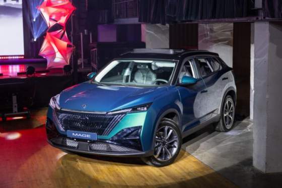 viac ako 1 000 dodanych vozidiel dongfeng odhalil predaj aj nove modely mage amp u tour v9