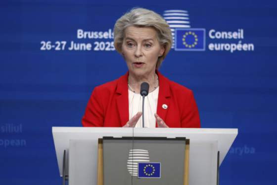europska unia predlzila platnost sankcii voci rusku pre vojnu na ukrajine