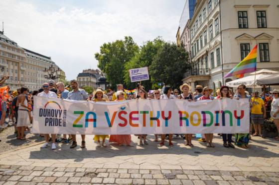 duhovy pride aj pochod hrdi na rodinu boli pokojne policia nezaznamenala ziadne problemy