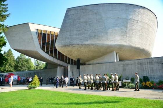 Banská Bystrica chystá oslavy výročia SNP, odštartuje ich tradičný koncert Štátnej opery