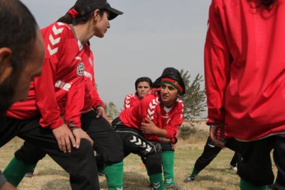 afganske futbalistky dosiahli dolezite vitazstvo podarilo sa im odletiet z kabulu do zahranicia