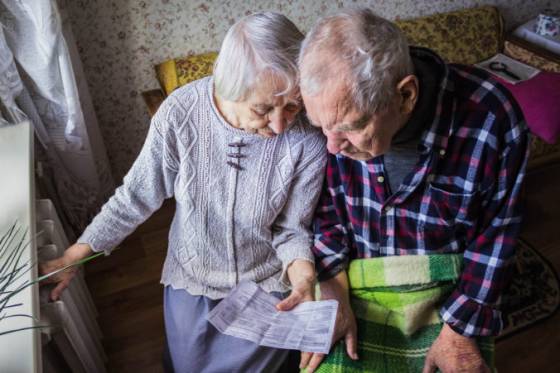Slovenskí seniori sú na tom najhoršie v rámci krajín Únie, JDS požaduje od štátu vyčíslenie dopadov jej návrhov na pomoc