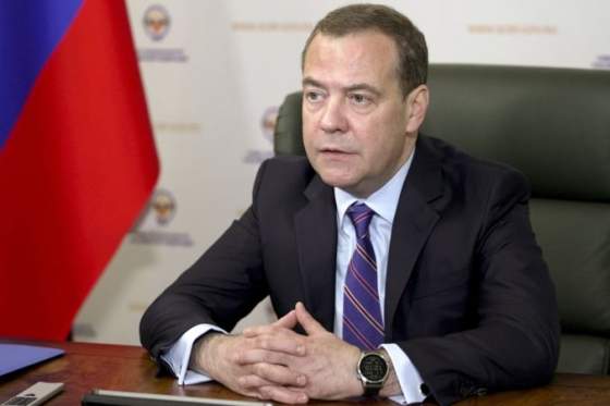 Medvedev: Rusko má právo vstúpiť do vojny s každým štátom NATO. Apokalypsa sa blíži
