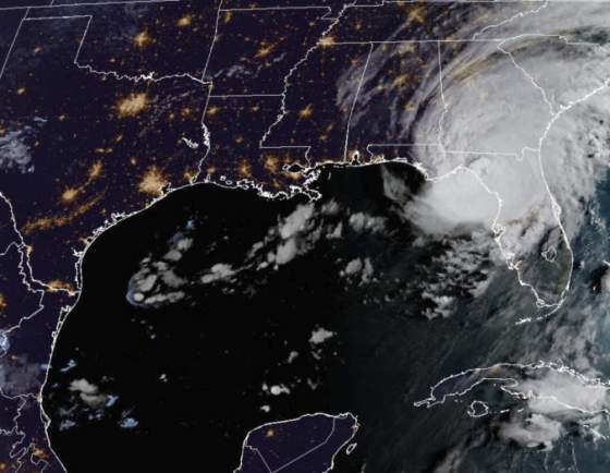 hurikan idalia zasiahol floridu ide o najsilnejsiu burku za 125 rokov
