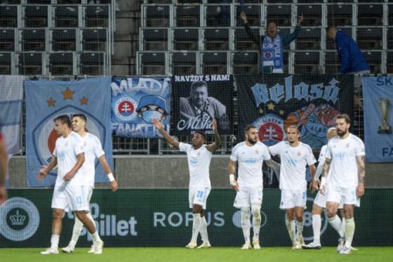 musime byt spokojni ideme domov a vsetko je otvorene hodnoti trener weiss remizu s fc midtjylland