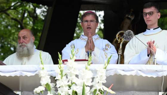 spissky biskup frantisek trstensky vyzyva k modlitbam za rokovanie na aljaske