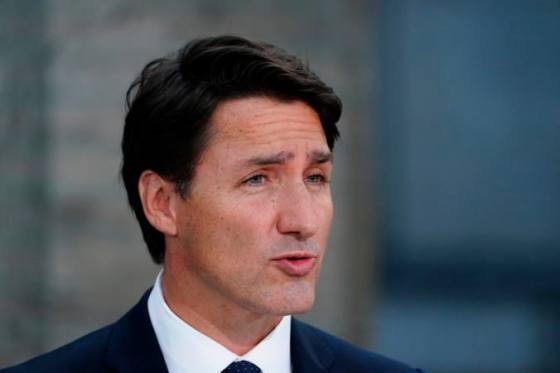 do kanadskeho premiera trudeaua hadzali demonstranti strk nesuhlasia s jeho predvolebnou kampanou