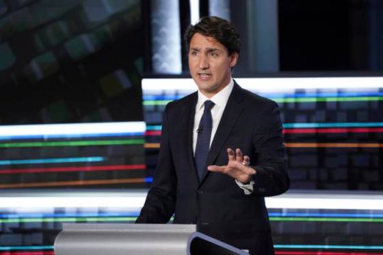 parlamentne volby v kanade vyhrali liberali premiera trudeaua neziskali vsak vacsinu kresiel