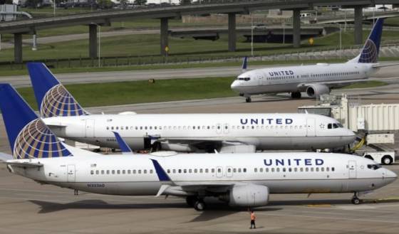 nezaockovani zamestnanci united airlines by mohli prist o pracu
