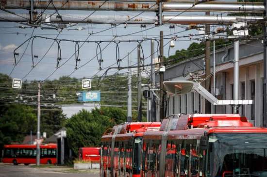 Bratislava bude mať 24 metrov dlhé trolejbusy, dopravný podnik už vyhodnotil súťaž na dodávateľa 