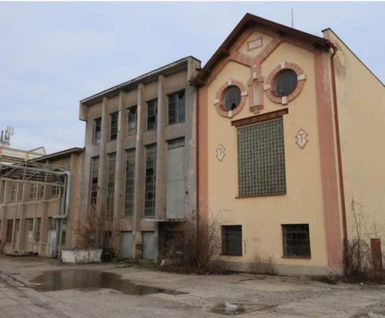 ministerstvo kultury odsudzuje zburanie budovy v areali textilnej fabriky merina pamiatkovy urad preskuma demolaciu