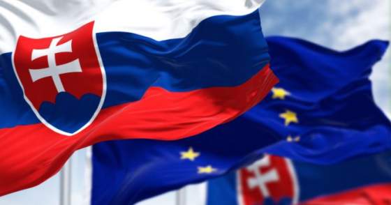 malo by slovensko vystupit z eu nemysli si to 80 percent ludi za su iba volici republiky smeru a sns
