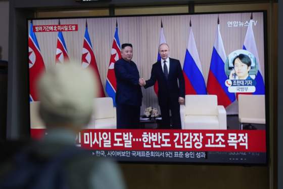 Putin a Kim Čong-un rokovali o predaji zbraní. Podpísali dohody?