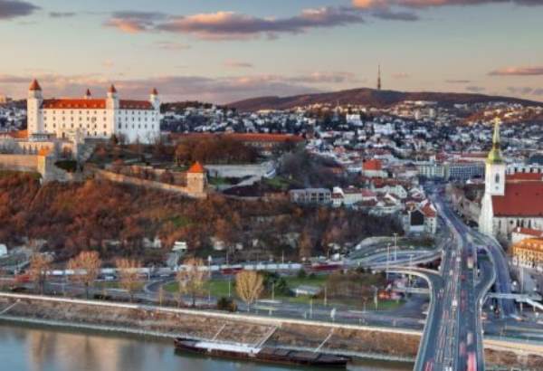 vystavba ziveho namestia v centre bratislavy by sa mohla zacat v roku 2025